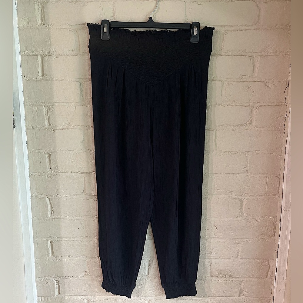 Free People size xs black boho harem pants capris